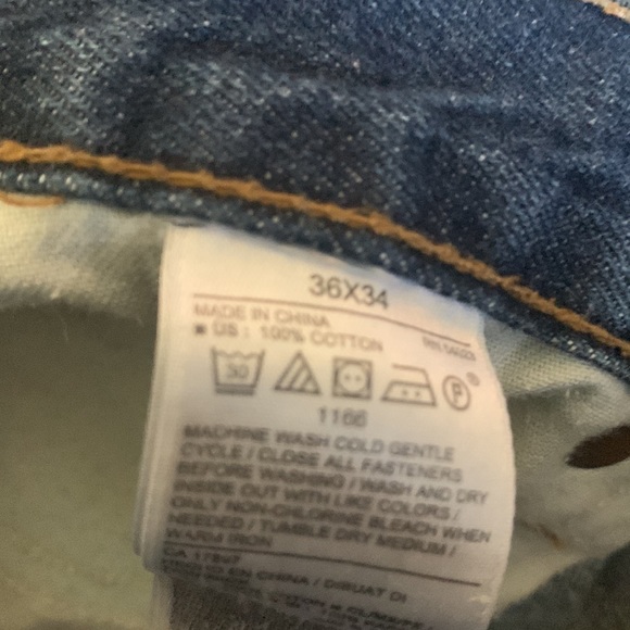 Old navy boot cut jeans. 36x34 - Picture 4 of 5